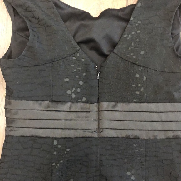 Le Chateau Sleeveless Midi Black Dress Size L - Picture 6 of 8